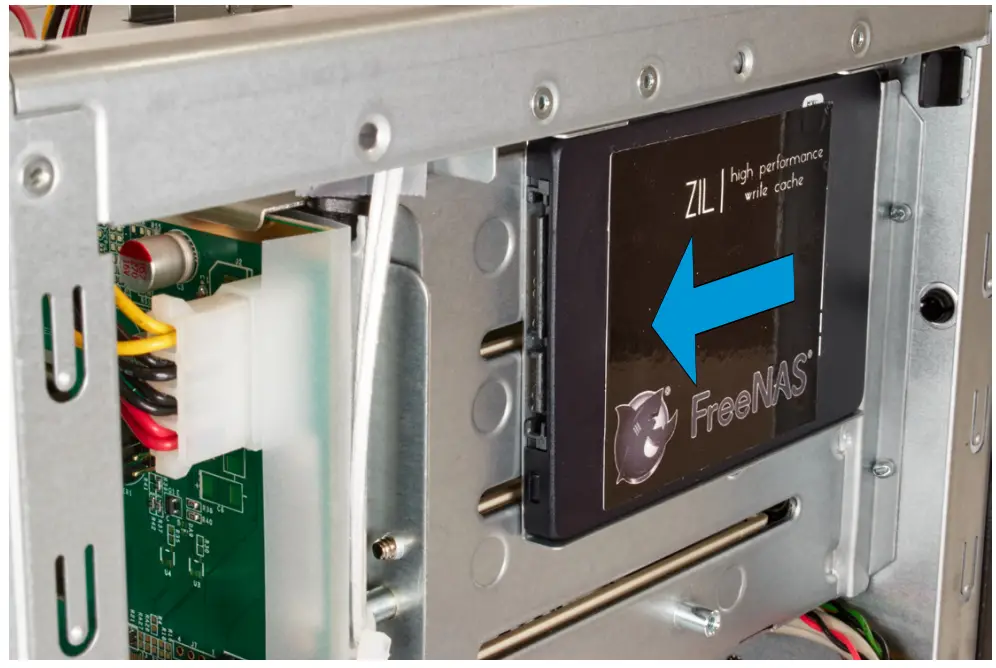 TrueNAS Mini E Breaking Down the FreeNAS - fig 10