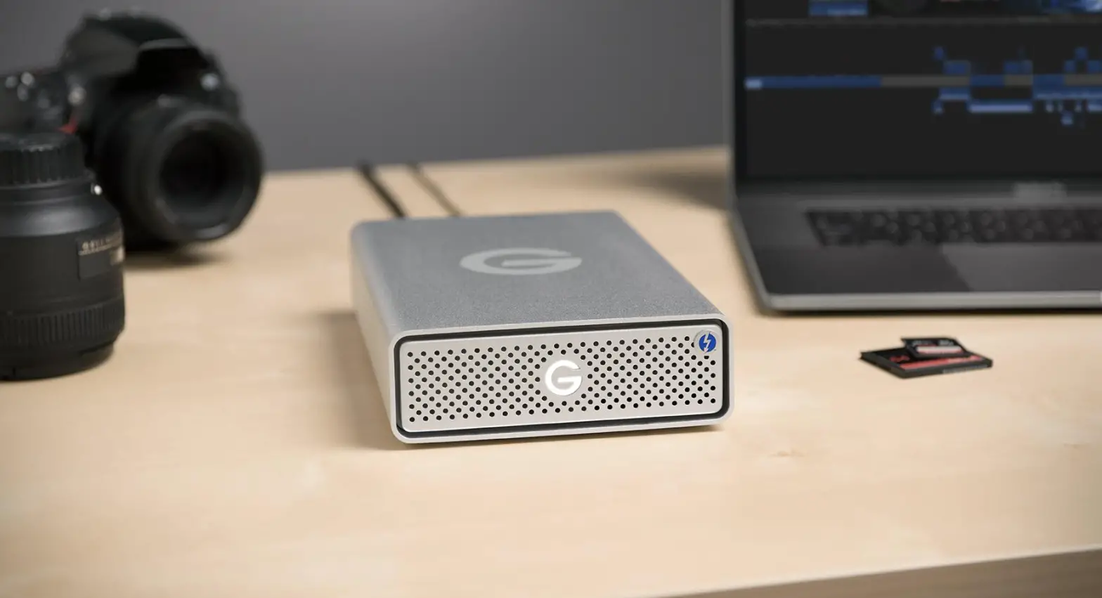 G-technology G-drive With Thunderbolt 3 User Guide