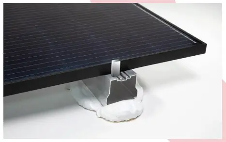 INSTALLING THE MODULE CLAMPS