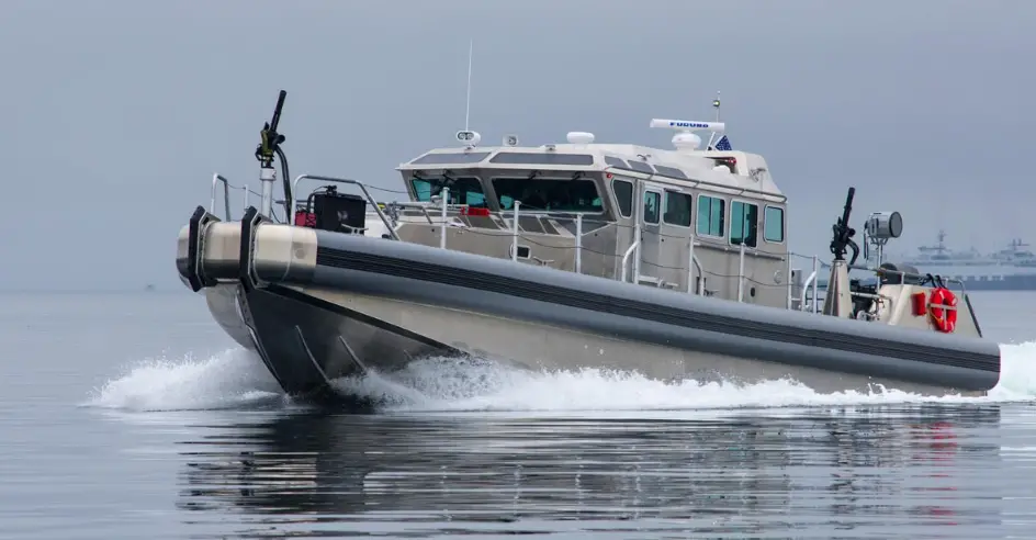 Boats 65 Full Cabin - Inboard