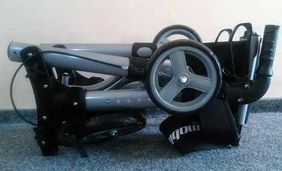 MEYRA VCBK222B Mobilus Lite 4 Wheel Aluminium Rollator - Description of product 2