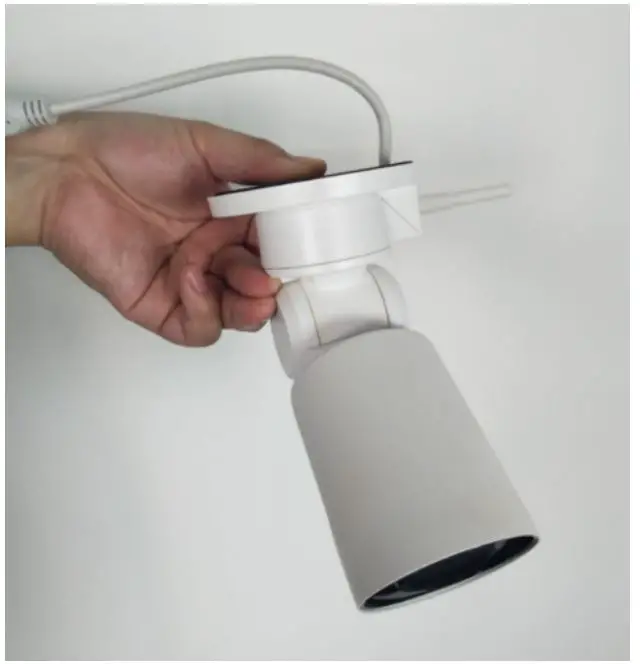 xmartO WP1324 WiFi Cameras - Then screw back the two small screws to fixate the base.