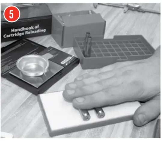 Hornady 085001 Lock-N-Load Classic Metallic Press 7