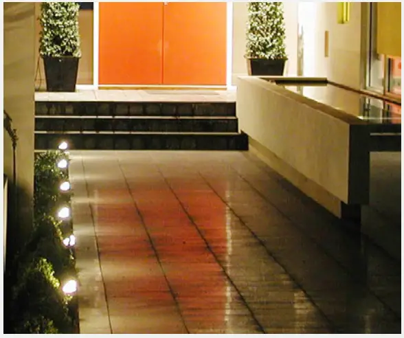 HOLMAN CLXW60 Warm White Wi-Fi Garden Light Controller-Path Lights