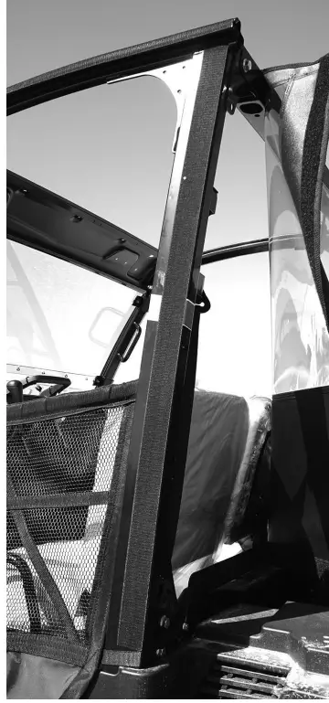 FALCON-RIDGE-JD-835-RW01-John-Deere-XUV-835-Soft-Rear-Window-FIG2