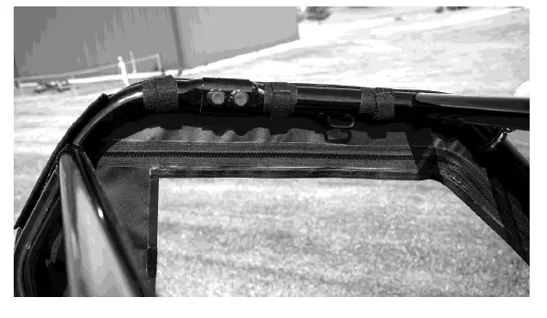 FALCON RIDGE HO-P500-FC05-Honda Pioneer-500-Full-Cab-fits-Aero-Vent-Windshield-FIG- (2)