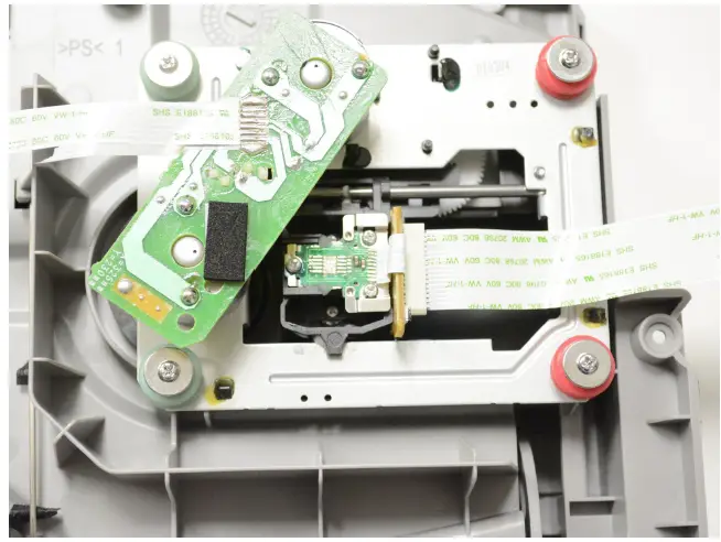 IFIXIT-CFD-S05-Sony-Radio-CD-Player-and-Cassette-Player-PRO