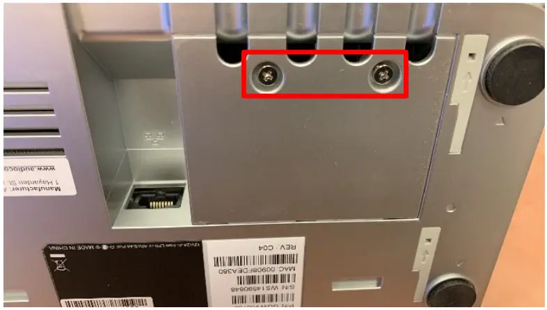 audiocodes RX PAD Meeting Room Controller - screws