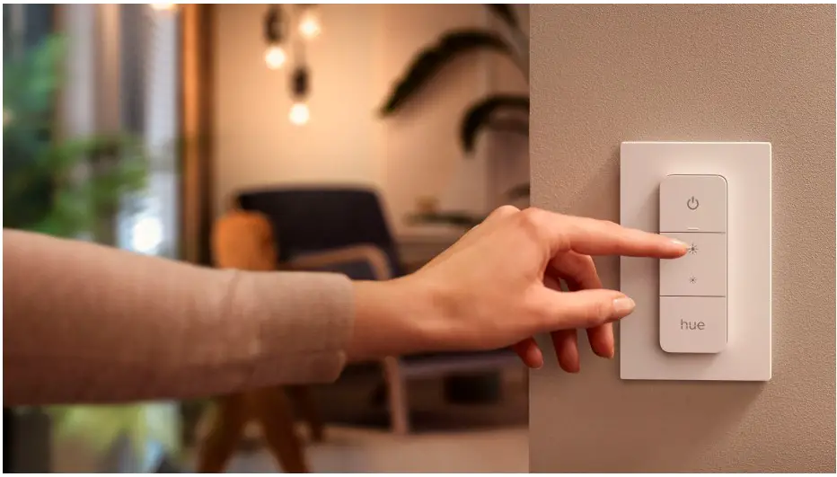 PHILIPS Hue Dimmer Switch - Control lights instantly