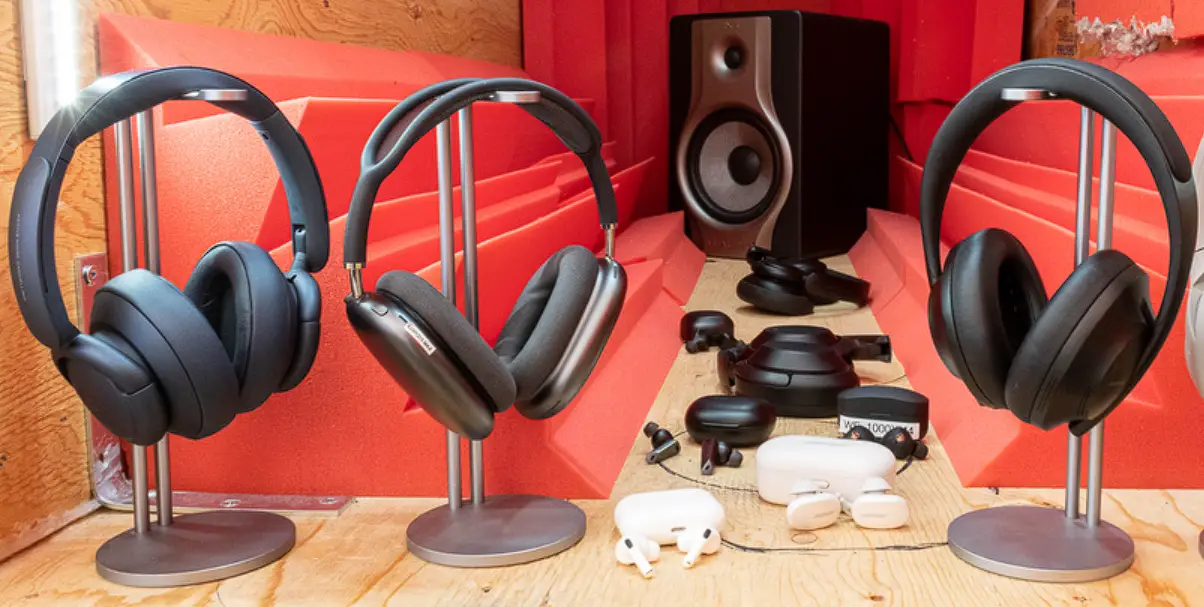 Intempo Ee7047 Active Noise Cancelling Headphones Instruction Manual Intempo Ee7047 Active Noise Cancelling Headphones Instruction Manual