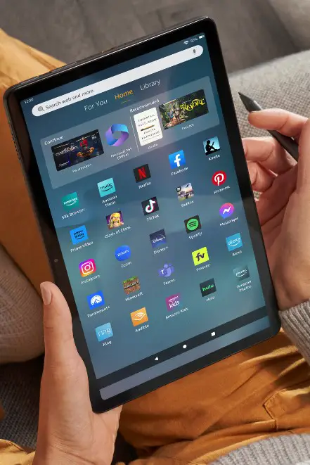 Amazon Fire Max 11 Table - Product Use 1