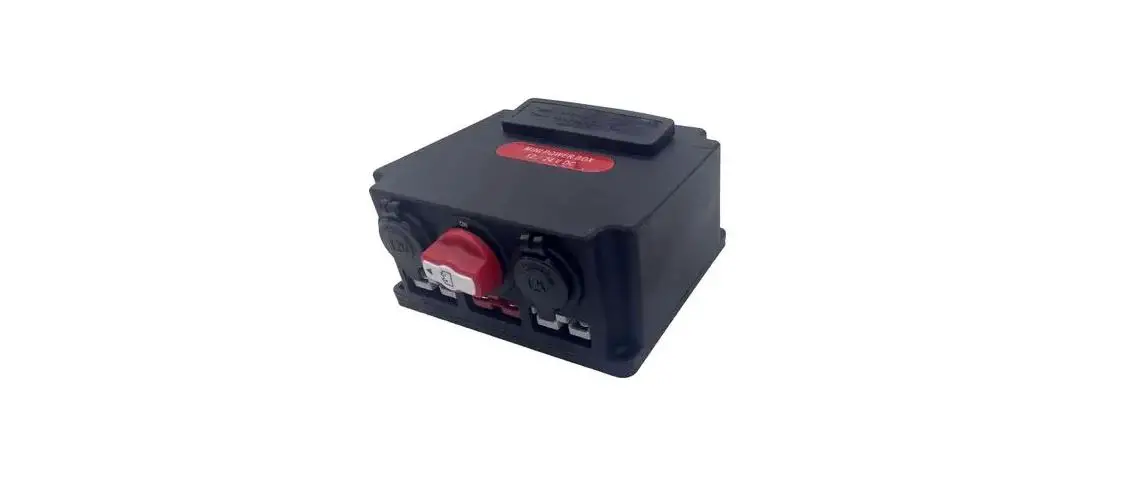 Powertech Hb8522 12-24v Mini Power Hub User Manual