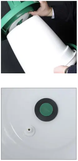 PREMIER1-54022519-QuikClean-Bucket-Waterer-fig-4