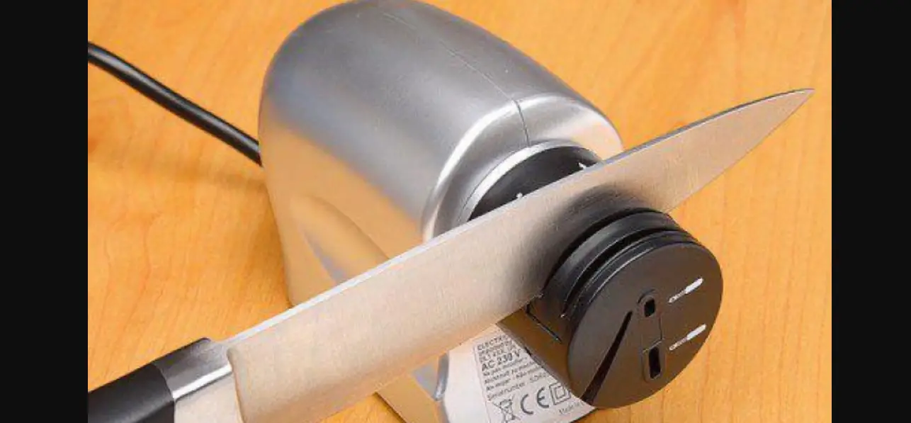 Bright 023095 Electric Knife Sharpener User Manual Bright 023095 Electric Knife Sharpener User Manual