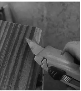 madison-Wrought-Iron-Flame-Tipped-End-Cap-fig-1