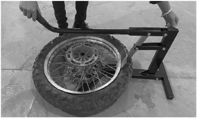 PITTSBURGH 58769 Bead Breaker - Operating