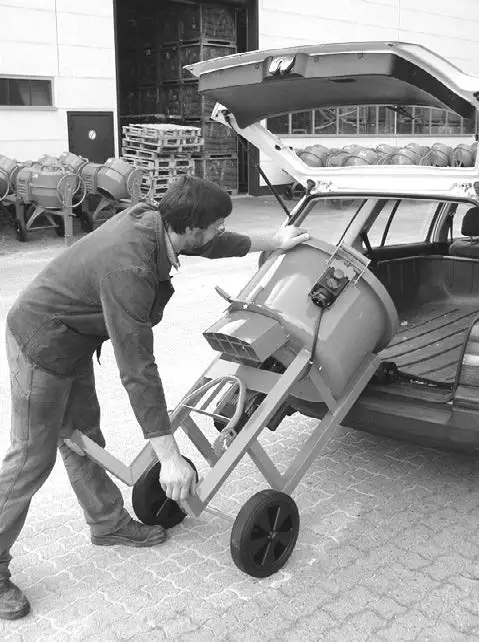 ATIKA-Compact-100-Pan-Mixer-16