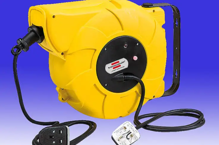 Lyfco 1241003300 Auto Cable Reel Instruction Manual Lyfco 1241003300 Auto Cable Reel Instruction Manual