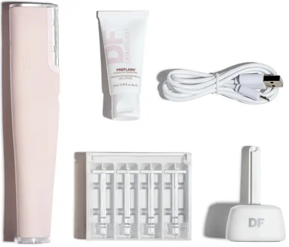 DERMAFLASH LUXE Plus Advanced Sonic Dermaplaning