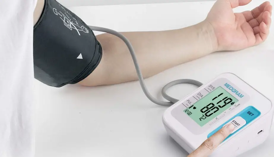 Medgram B26 Multicolor Automatic Digital Display Blood Pressure Monitor User Guide