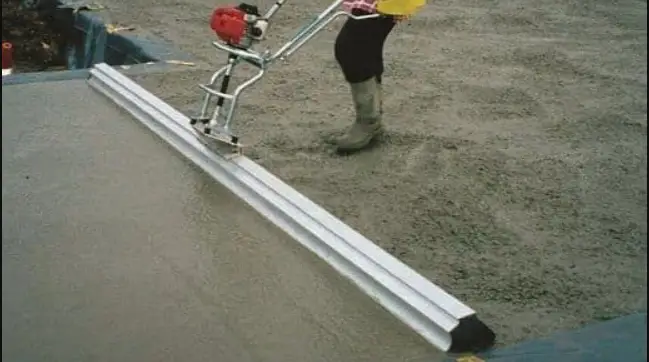 Altrad Midi Screed 200 Vibrating Screed Belle Instruction Manual