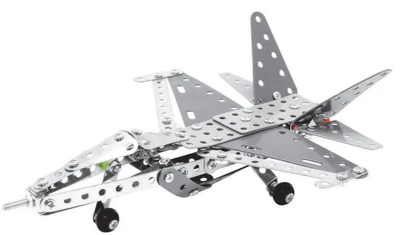 MALUVRIAN-Fighter-Plane-or-Jet (8)