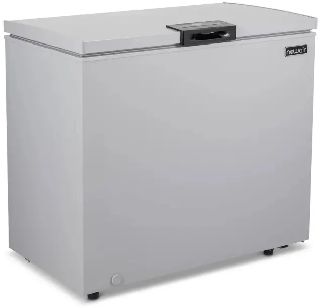newair NFT050GA00 5 Cu. Ft. Chest Freezer