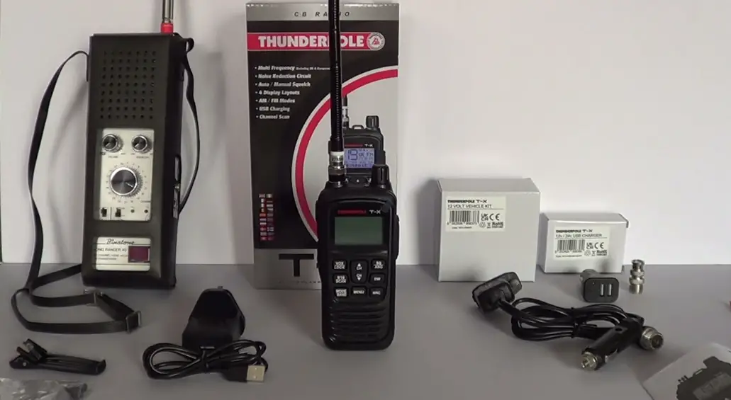 Thunderpole T-x Advanced 27 Mhz Portable Cb Transceiver Owner's Manual