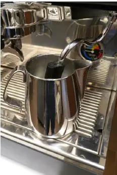 CARIMALI-Cento-Semi-Automatic-Coffee-Machine-fig-11