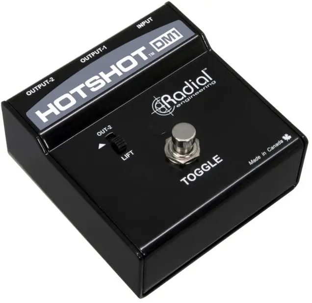 Radial engineering R800 1500 00 HotShot DM-1 Microphone Switcher