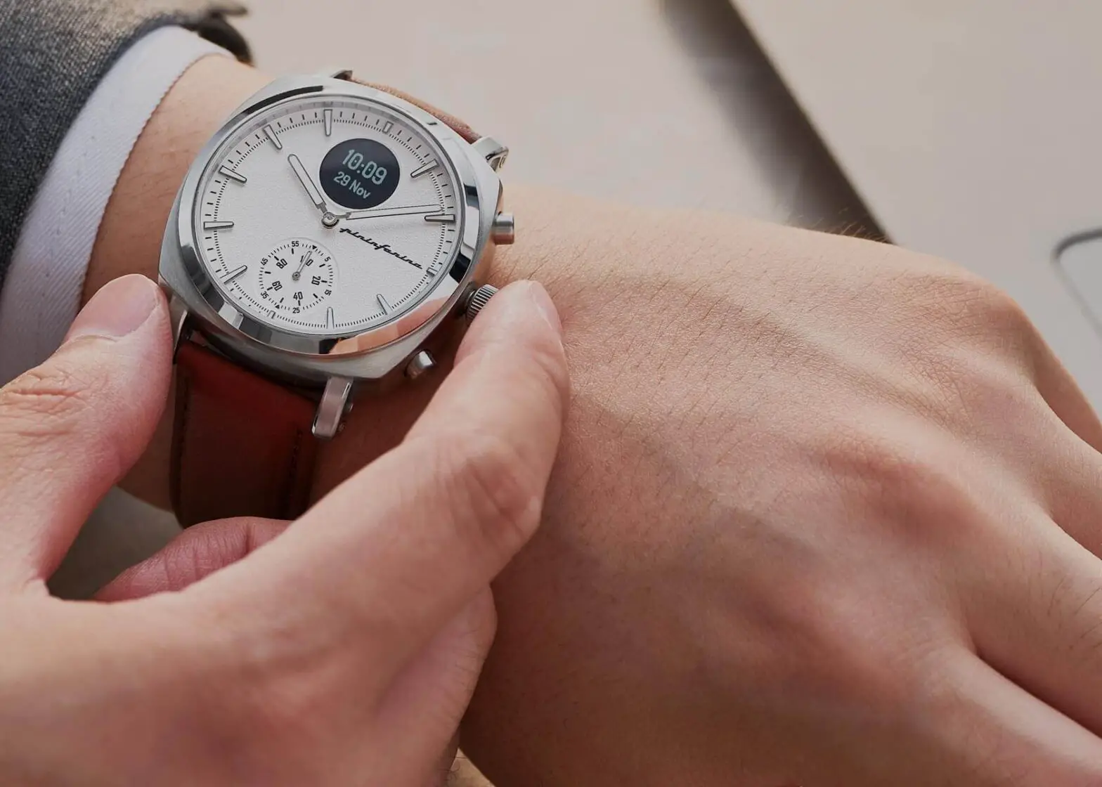 Pininfarina Pmh01a Hybrid Watch Instruction Manual Pininfarina Pmh01a Hybrid Watch Instruction Manual