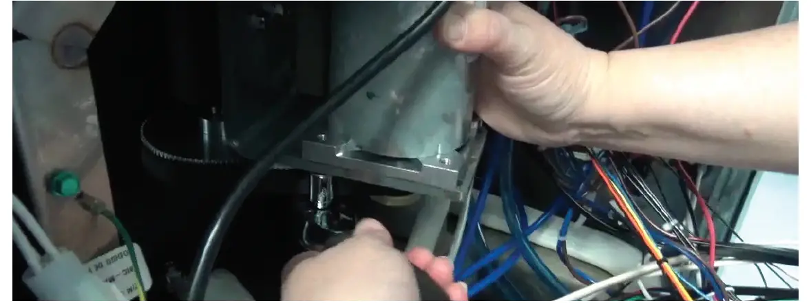 MULTIPLEX-MA-8-2-Blend-in-Cup-13