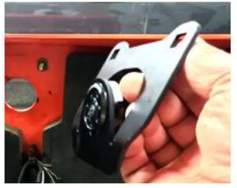 DAKOTA MICRO DMRZ-SH7C1 RazerCam Universal Skid Steer - Fig10