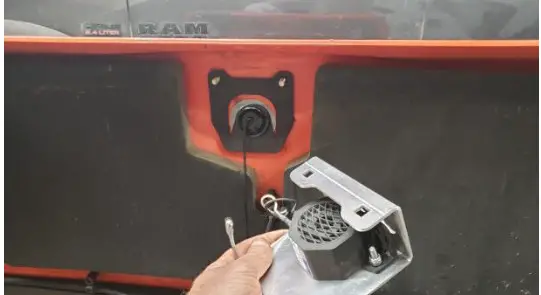 DAKOTA MICRO DMRZ-SH7C1 RazerCam Universal Skid Steer - Fig12