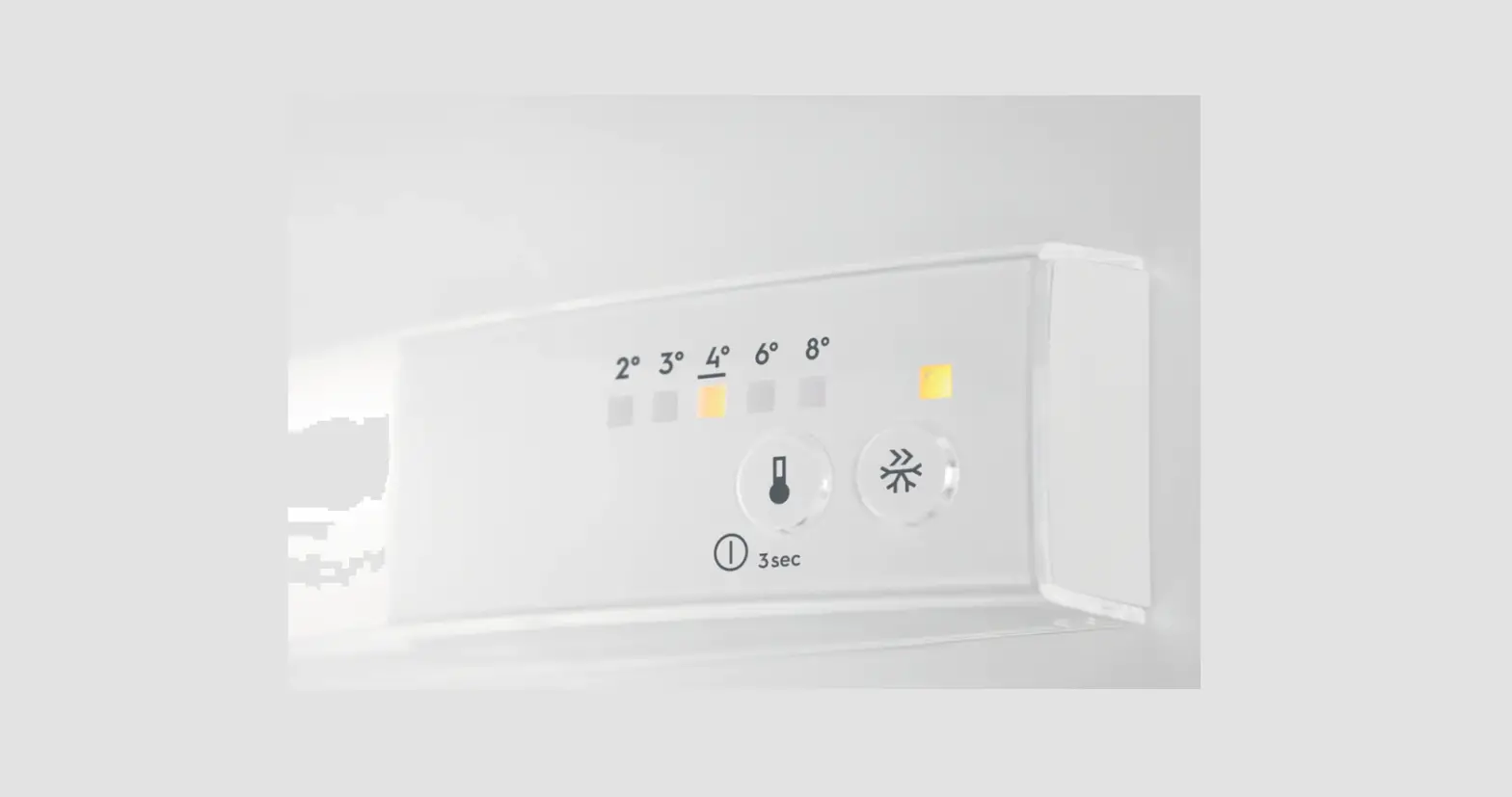 Electrolux Ek134srwe Refrigerator User Manual