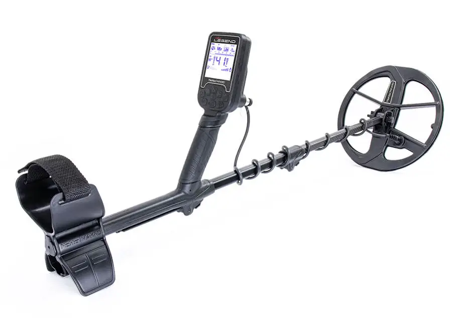 Makro-Legend-Metal-Detector-WHP