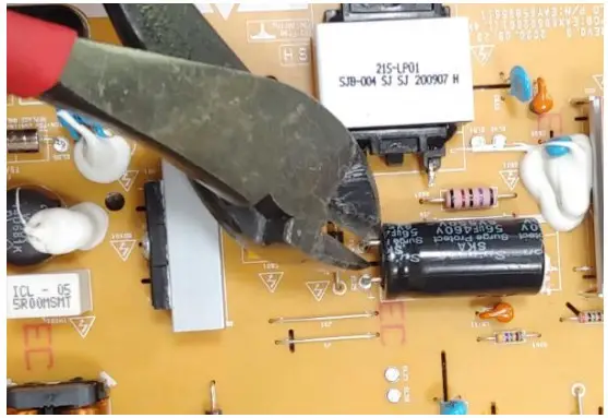 LG OLED48C2 OLED TV - located in the power supply