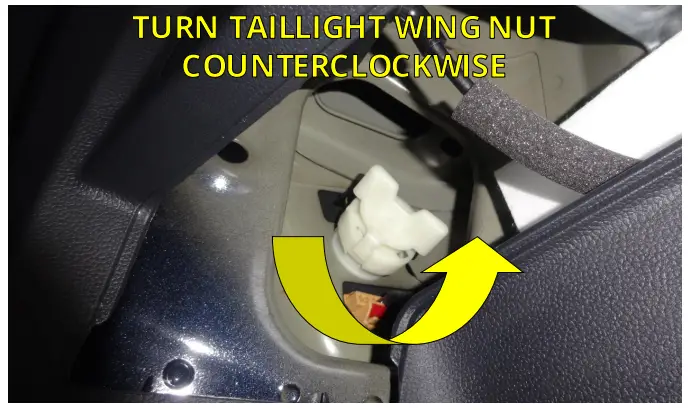 STEALTH SHR34004 Volkswagen Tiguan Hitch - MOUNTING AREA 1