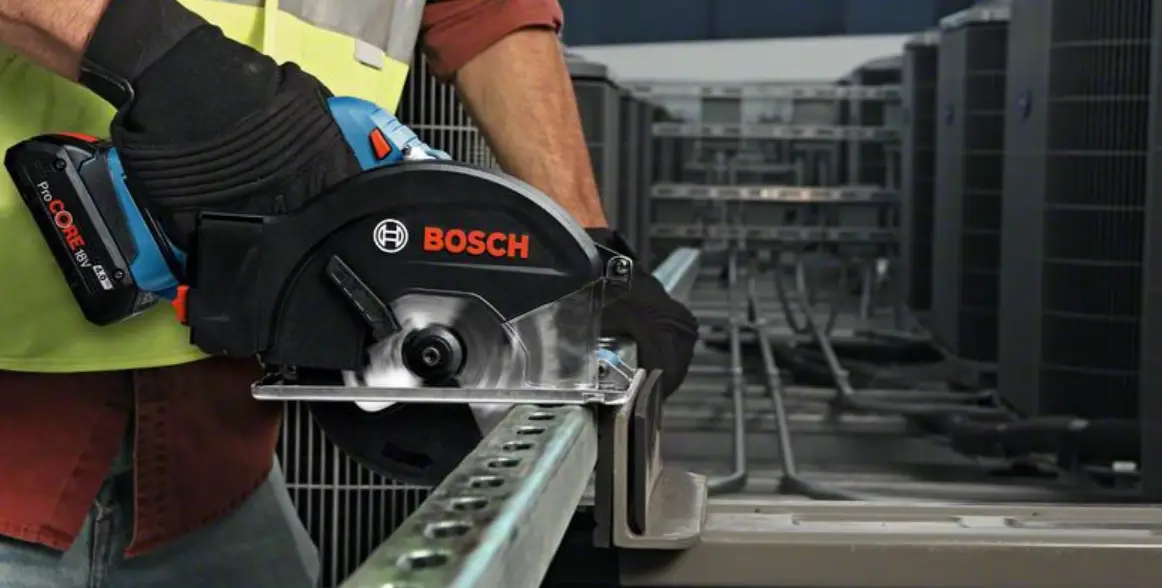 Bosch Gkm 18v-50 Cordless Circular Saw Instruction Manual