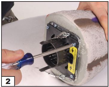 HIGDON-OUTDOORS-50033-XS-Pulsator-Mallard-Drake-12V-FIG 3