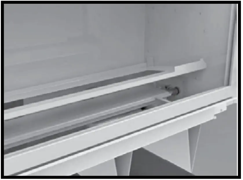 Removing burner tray