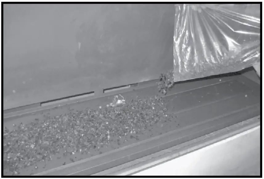 Applying glass media