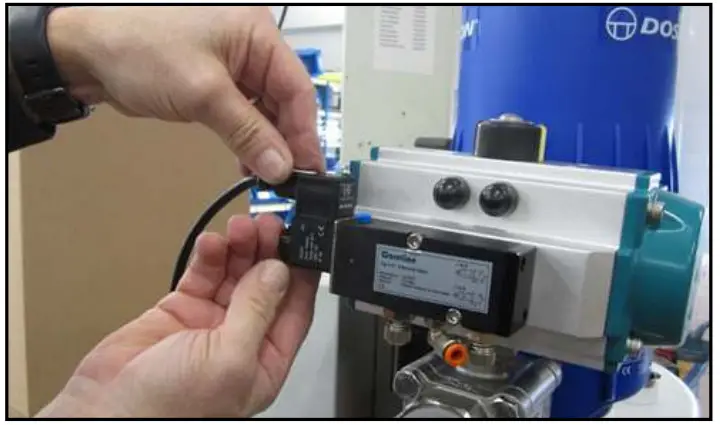 ECOLAB Mix 10 25 Nilfisk FOOD Pre Diluted Mix Stations Mix Detergents - mounted