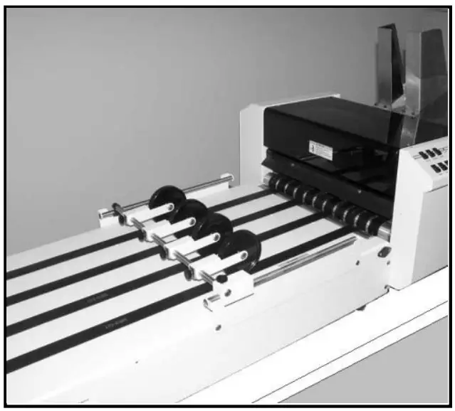 ASTRO CDM 700 Series Conveyor Stacker  - Conveyor 1