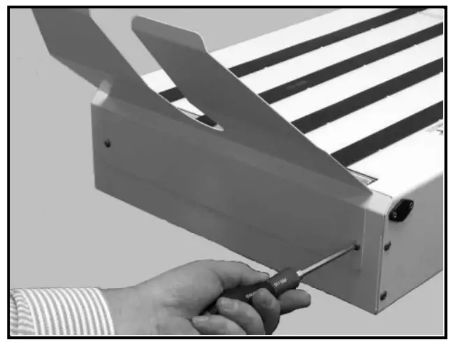 ASTRO CDM 700 Series Conveyor Stacker  - Conveyor