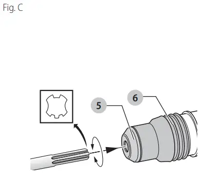Inserting and Removing SDS max® Accessories