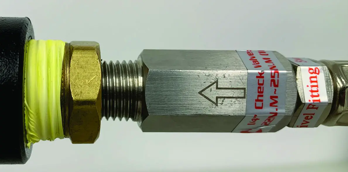 HornBlasters Conductors Special 244 Nightmare Edition Train Horn Kit - compressor 1