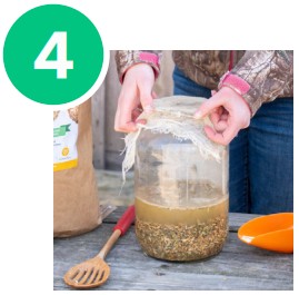 Grubbly Farms Fermenting Chicken Feed - overview 4