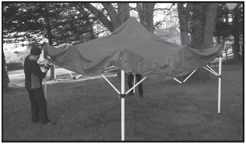DRAPER-76942-GAZ4-Folding-Gazebo-2