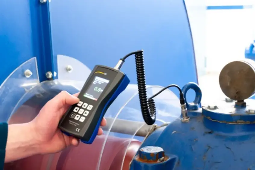 Pce Instruments Pce-vt 3700 Vibration Meter User Manual Pce Instruments Pce-vt 3700 Vibration Meter User Manual